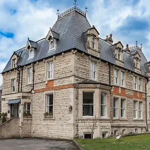villa-at-henrietta-park.tophotelsbath.com/